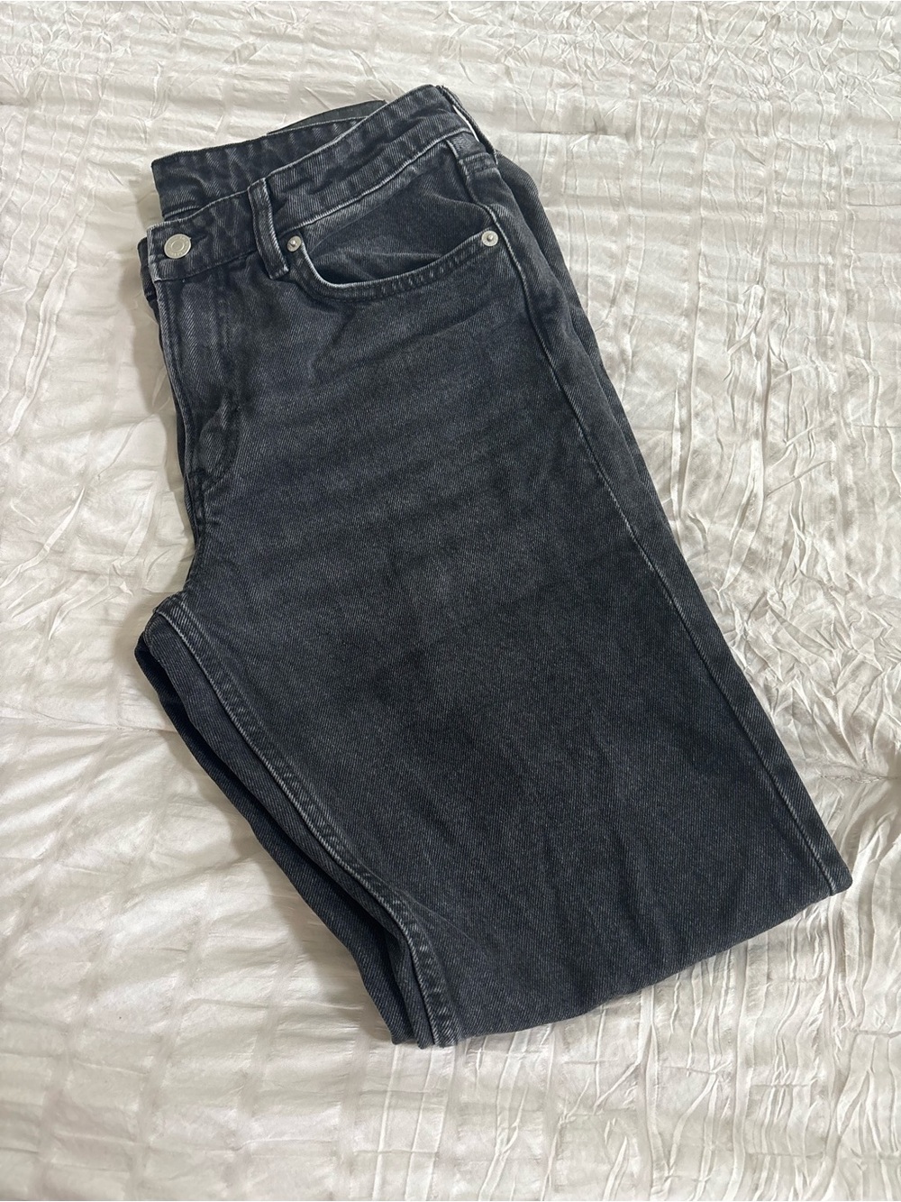 Women's Straight Leg Jeans in Charcoal Black